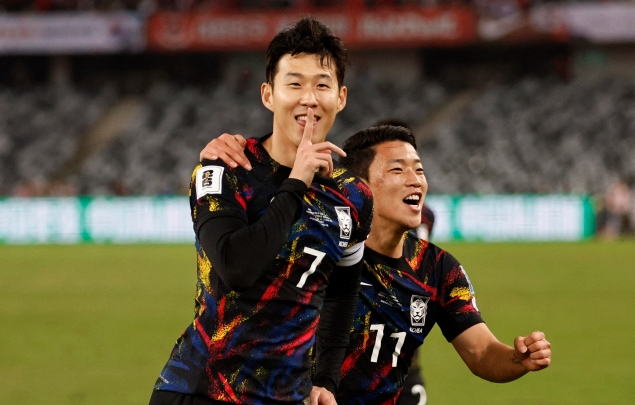 韩国队以3比0战胜中国队
